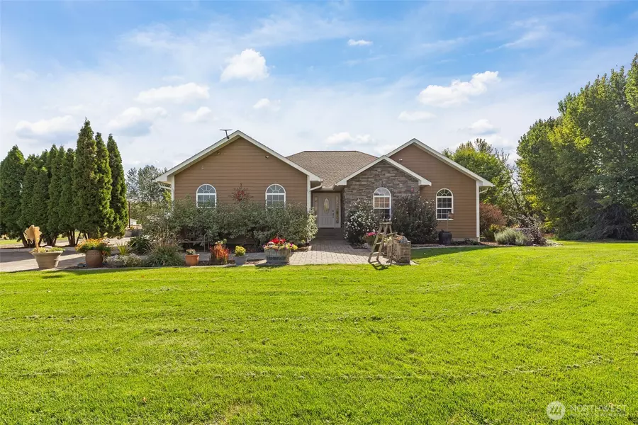 3400 Naches Tieton RD, Tieton, WA 98947