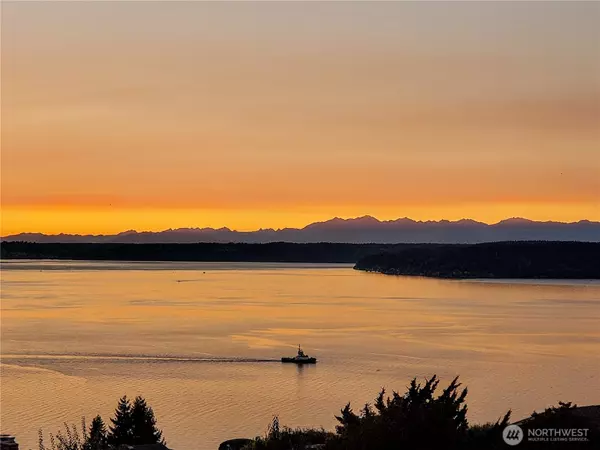 Tacoma, WA 98422,5569 Frances AVE NE