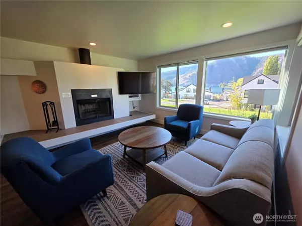 Manson, WA 98831,1 Lodge 632-M