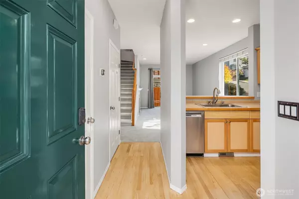 Auburn, WA 98001,27852 31st PL S