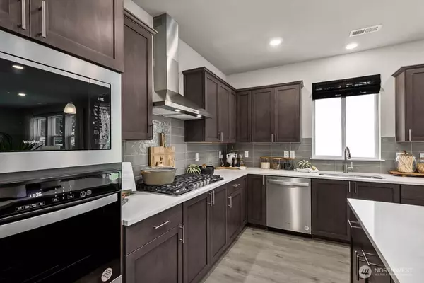 North Bend, WA 98045,668 SE 12th PL #47