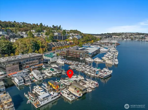 Seattle, WA 98109,2040 Westlake AVE N #14