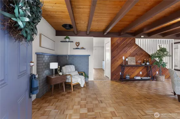 Pacific, WA 98047,133 Homer AVE SE