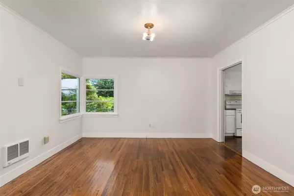 Raymond, WA 98577,720 Washington AVE