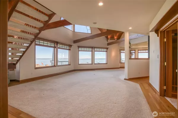 Ocean Shores, WA 98569,317 Captain Gray CT SE