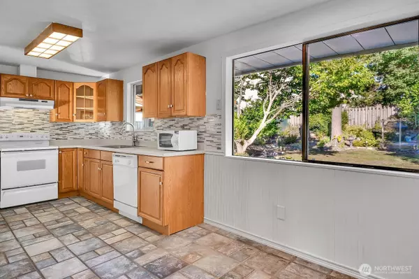 Lynnwood, WA 98036,20917 59th PL W
