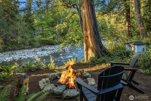 North Bend, WA 98045,7339 Moon Valley RD SE