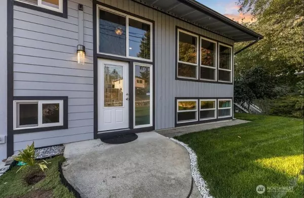 University Place, WA 98466,4016 Brouse BLVD W