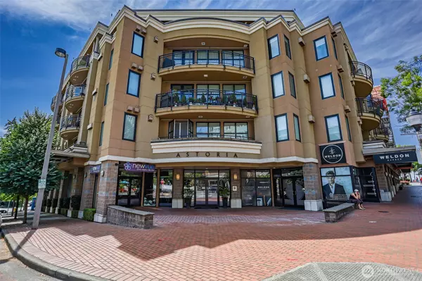 10047 Main ST #206, Bellevue, WA 98004