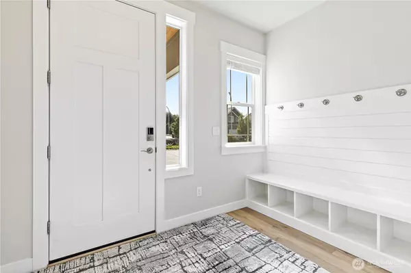 Federal Way, WA 98023,1698 SW 344th PL