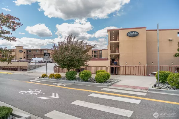 Chelan, WA 98816,322 W Woodin AVE #521