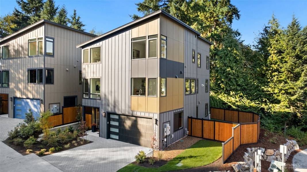 13068 SE 19th CT, Bellevue, WA 98005