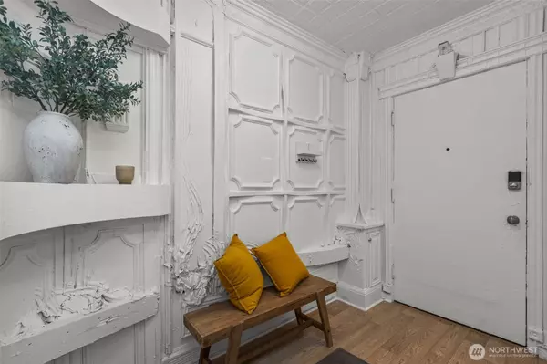 Seattle, WA 98121,2132 5th AVE #201