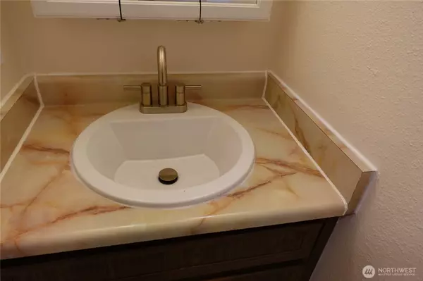 Kent, WA 98030,1840 Central PL S #H75