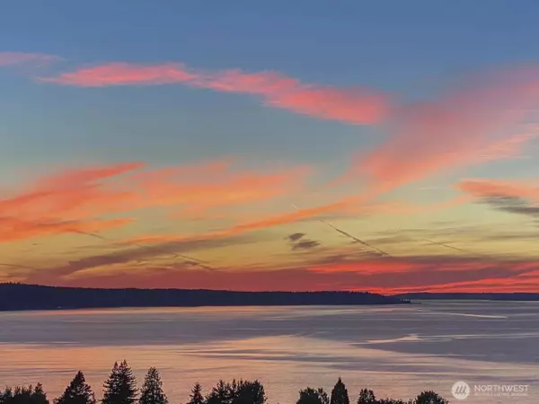 Everett, WA 98203,5037 33rd AVE W