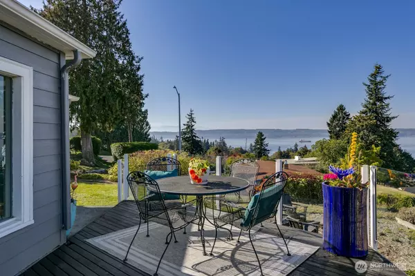 Everett, WA 98203,5037 33rd AVE W