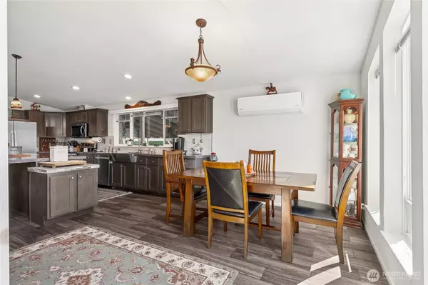 Bremerton, WA 98311,6748 Scorpio LN NE