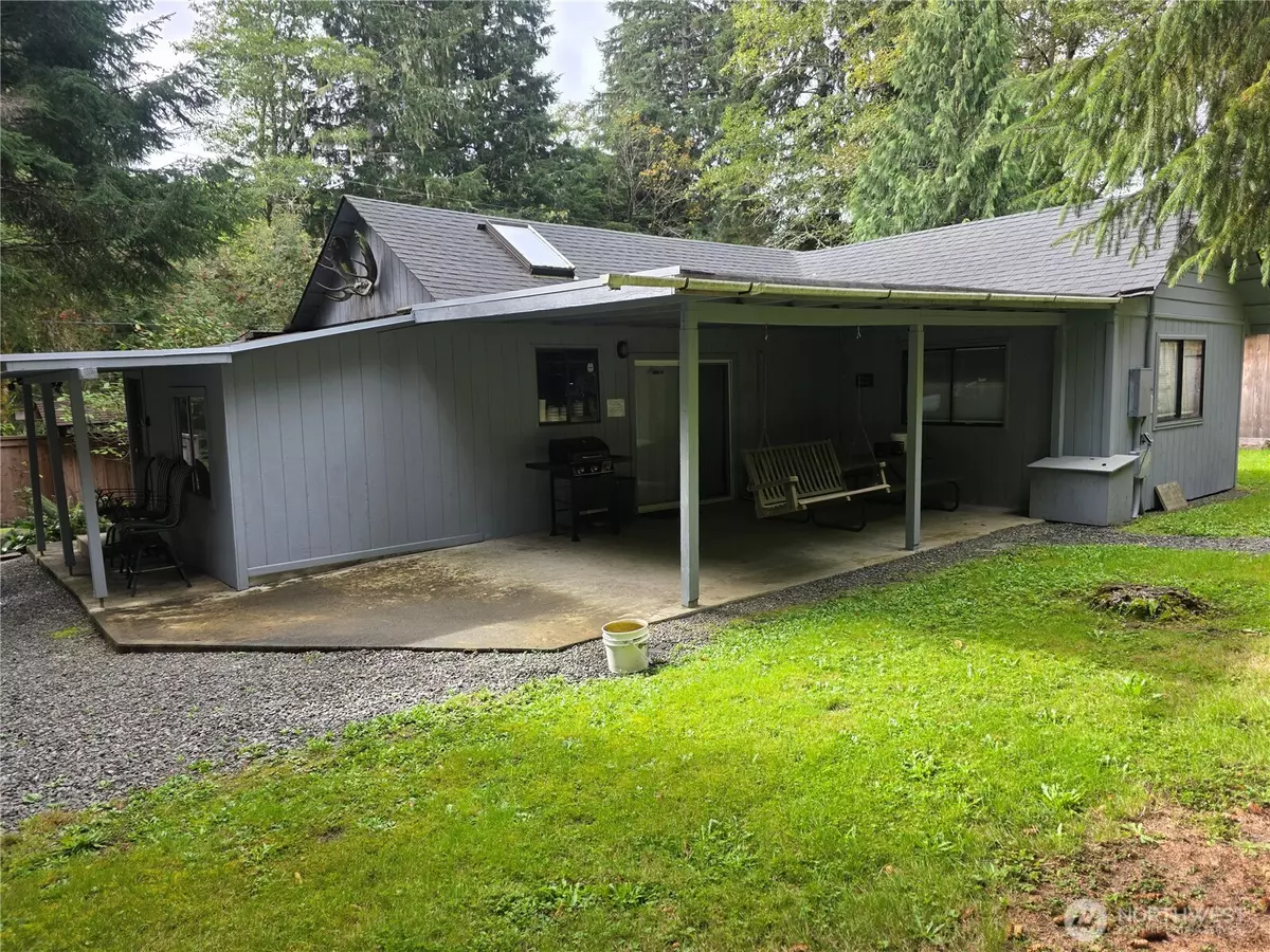 Clallam Bay, WA 98326,540 Nichols RD