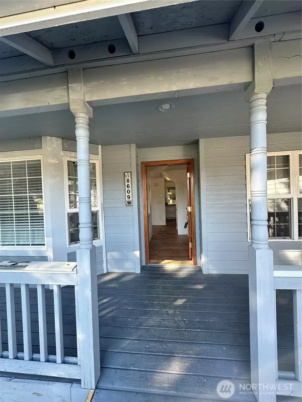 Puyallup, WA 98375,8609 146th st ct e