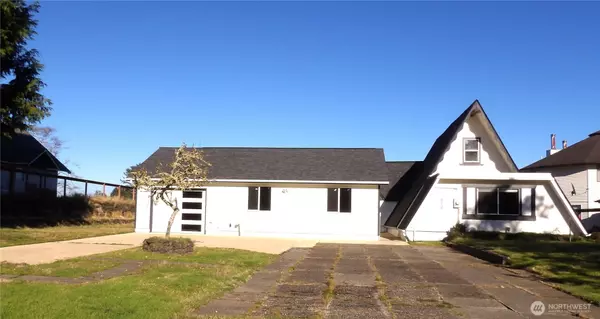 672 SE Mount Olympus AVE, Ocean Shores, WA 98569