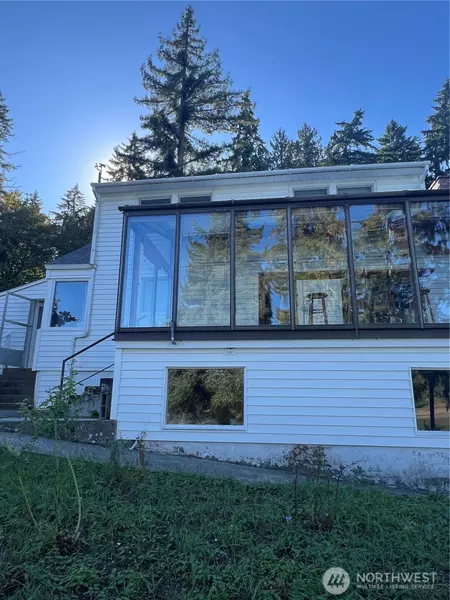 3647 Trails End RD NW, Bremerton, WA 98312