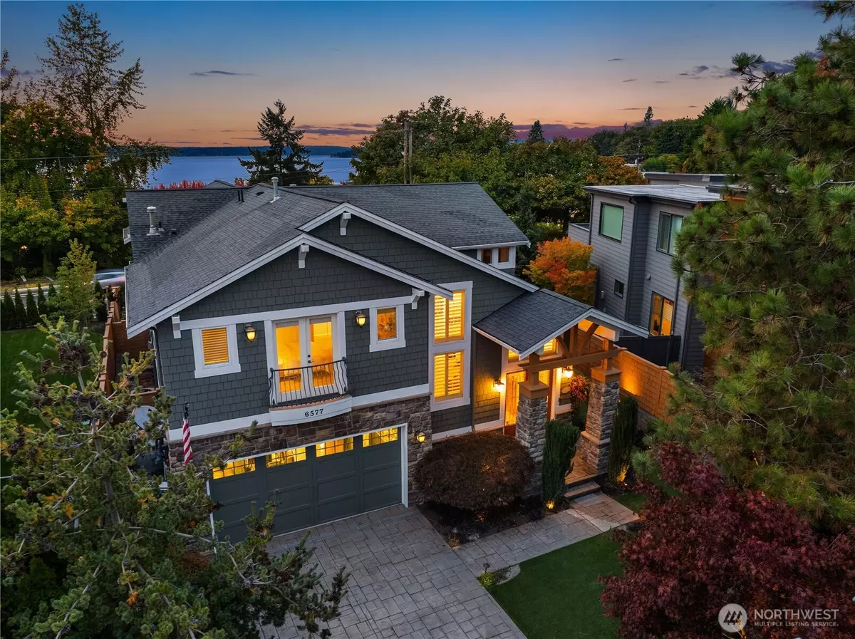 Kirkland, WA 98033,6577 102nd AVE NE
