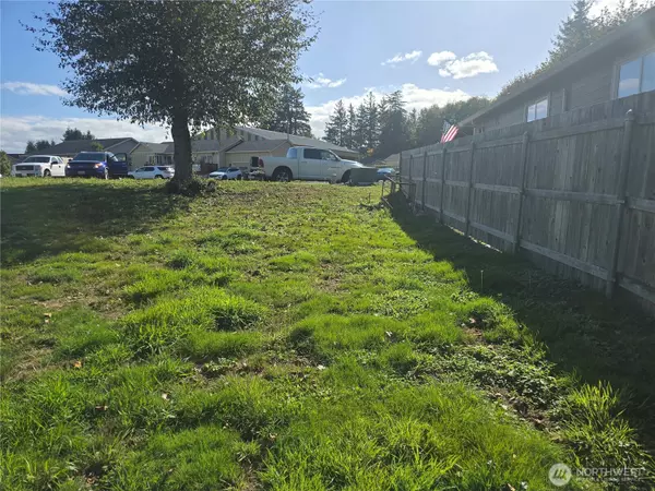 Cathlamet, WA 98612,60 Hill DR