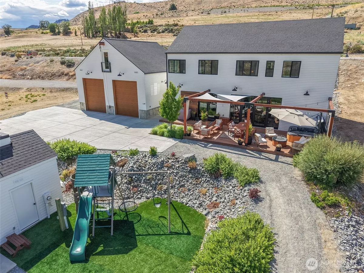 Chelan, WA 98816,485 Hidden LN