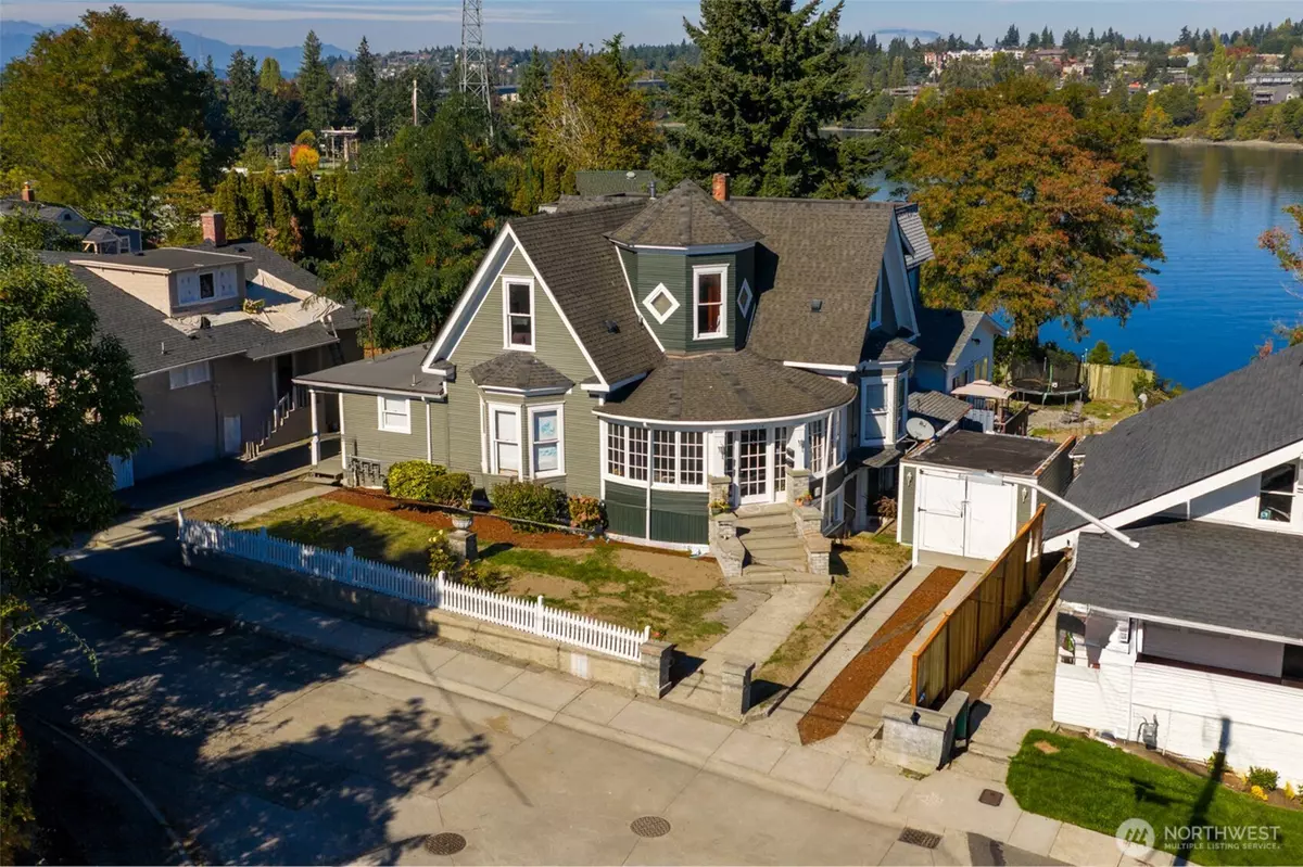 Bremerton, WA 98337,114 11th St Pl