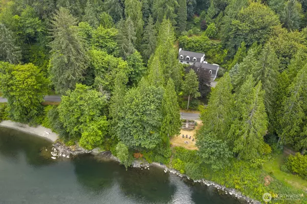 Fall City, WA 98024,35611 SE David Powell RD