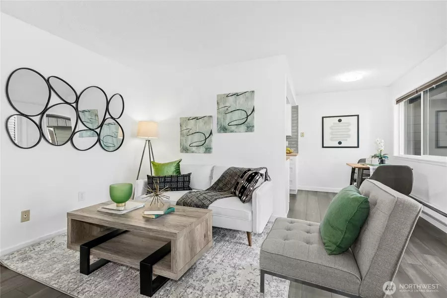 2034 14th AVE W #304, Seattle, WA 98119