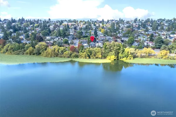 Seattle, WA 98103,6709 Aurora AVE N