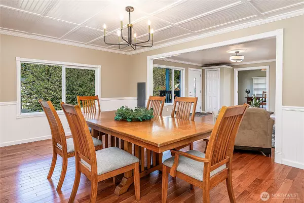 North Bend, WA 98045,41243 SE 123rd ST