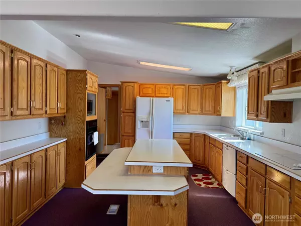 Wilbur, WA 99185,515 SW Richmond ST