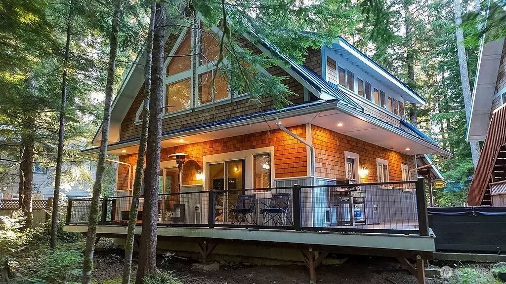 102 Steelhead AVE, Forks, WA 98331
