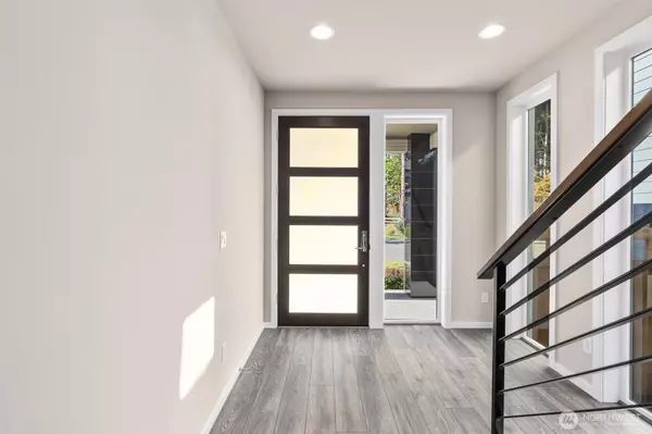 Black Diamond, WA 98010,24142 Camas PL SE