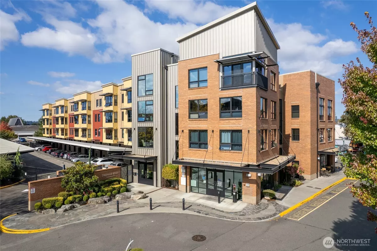 Puyallup, WA 98371,210 W Pioneer AVE #207