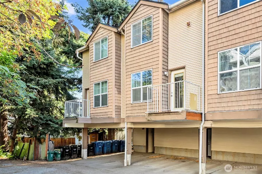 1140 N 92nd ST, Seattle, WA 98103