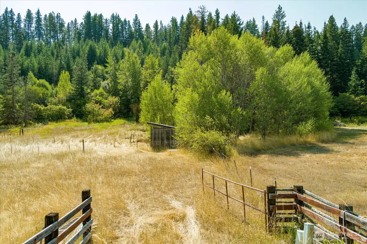 Roslyn, WA 98941,302 Horvatt RD