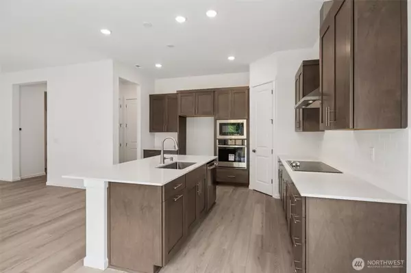 Port Ludlow, WA 98365,70 McCartney Peak LN #68