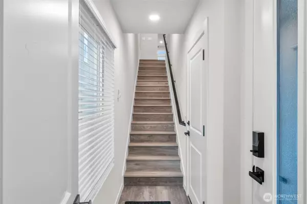 Lynnwood, WA 98087,15613 Admiralty WAY #B1