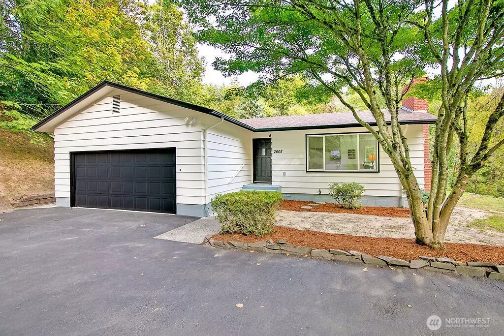 Longview, WA 98632,2608 Maplewood DR