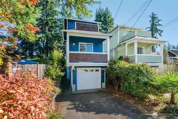 14348 Wallingford AVE N, Seattle, WA 98133