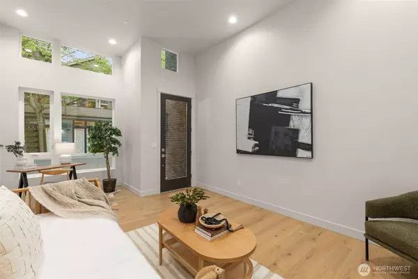 Seattle, WA 98122,1108 C 34th AVE