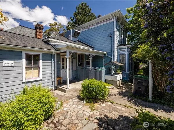 Coupeville, WA 98239,602 N Main ST