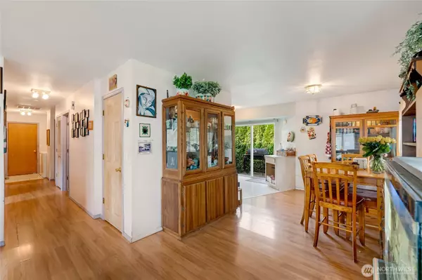 Blaine, WA 98230,319 6th ST