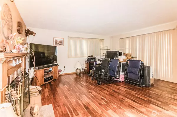 Yakima, WA 98902,908 S 22nd AVE