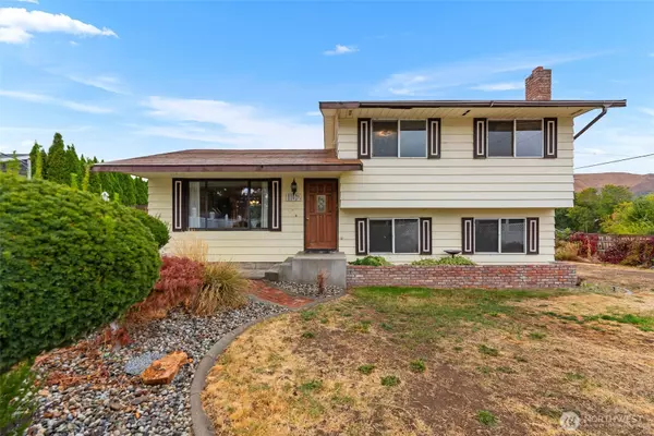 East Wenatchee, WA 98802,1102 Carolyn ST SE