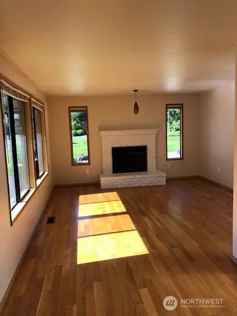 Mukilteo, WA 98275,13002 43rd AVE W