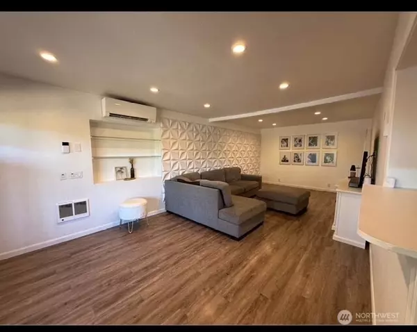 Kalama, WA 98625,5630 Meeker DR